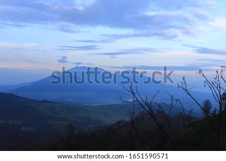 Stockfoto: Famous The Blue Fire Inside The Crater Of The Ijen Volcano On Java Island Indonesia Where Miners C