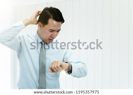 Foto stock: Being Late To Work And Deadline Young Asian Man Is Time Delay And Late On Project Executive Angry