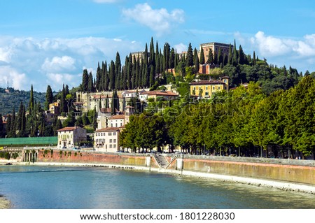 ストックフォト: Verona Panoramic View From The Hill Over The Medieval City With