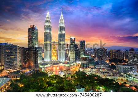 Stockfoto: Kuala Lumpur Skyline At Night Malaysia Kuala Lumpur Is Capital City Of Malaysia