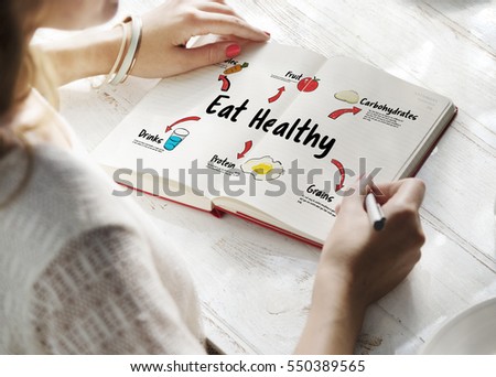Foto stock: Notebook With A Diet Plan With Fresh Vegetables And Fruits On Th