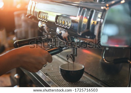 Foto stock: Freshly Prepared Italian Espresso