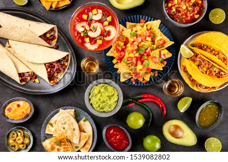 Foto stock: Mexican Food And Tequila Shots
