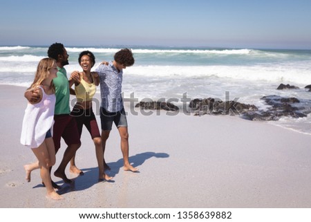 Zdjęcia stock: Group Of Friends Interacting With Each Other While Having Meal Together