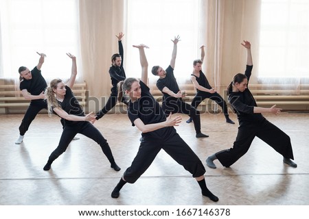 Relaxing Ballet Dancer Imagine de stoc © Pressmaster