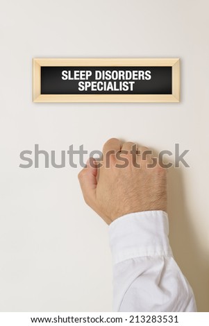 Stock foto: Male Patient Knocking On Sleep Disorder Specialist Door