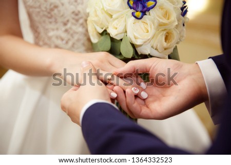 Foto stock: Exchange Wedding Rings