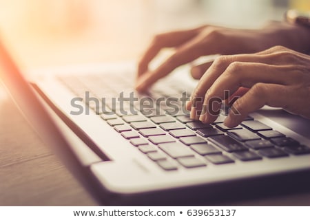 Foto stock: Hand On Laptop