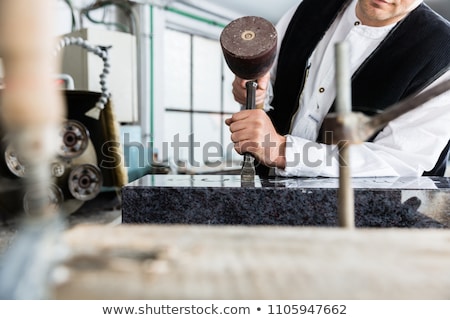 Сток-фото: Tombstone Engraver At Work