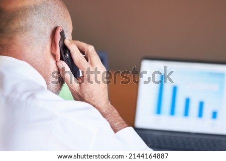 Foto stock: Im At The Phone Right Now