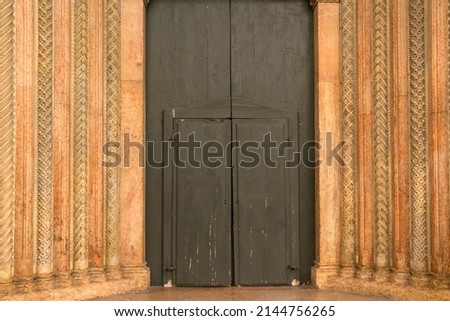 ストックフォト: Closed Entrance Gate Of The Cathedral Of Modena Italy