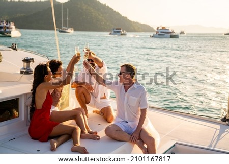 Foto stock: Beach And Boats