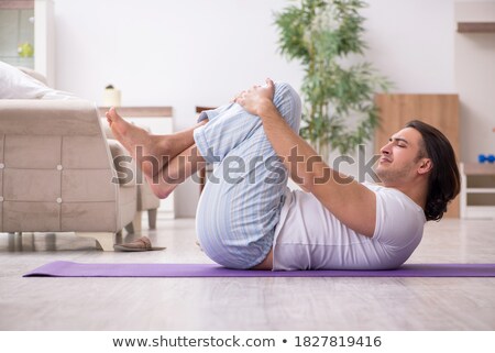 Stockfoto: Man Start Workout Sleepy