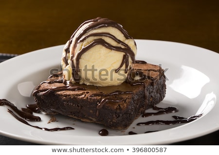 Foto stock: Gourmet Chocolate Iced Cupcakes