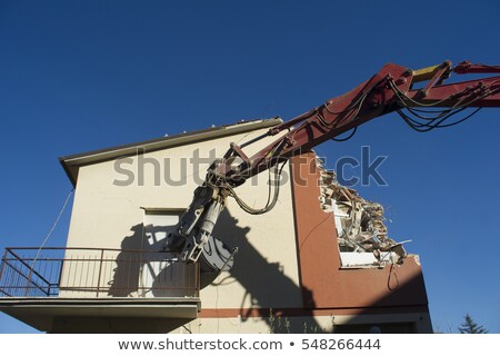 Foto stock: The Controlled Demolition Of A House