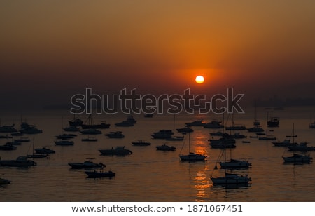 Foto stock: Sunset Over The Ocean At Mumbai