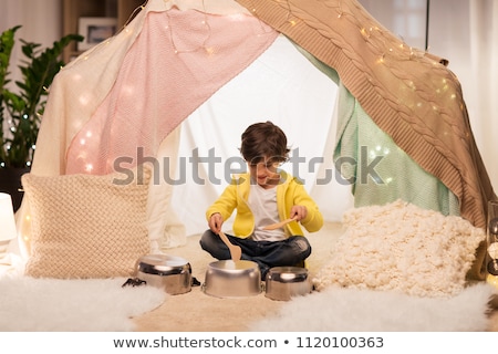 Zdjęcia stock: Boys With Pots Playing Music In Kids Tent At Home