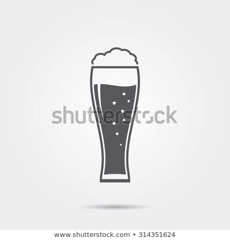 Foto stock: Isolated Wheat Beer Glass