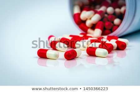 Stock foto: Red And White Capsules