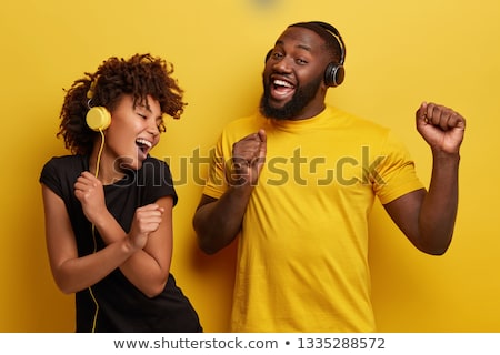 Zdjęcia stock: Two Friends Listening To Music