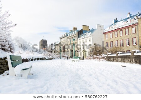 Foto stock: Quebec City Streets In One Of The Most Pupular City In Canada