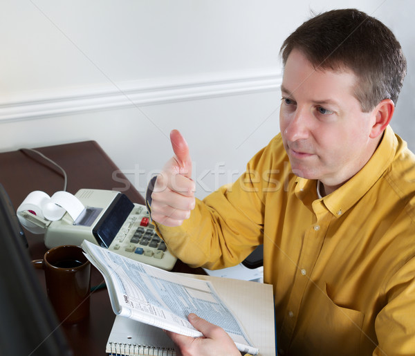 Siker jövedelem adózás fotó érett férfi néz Stock fotó © tab62