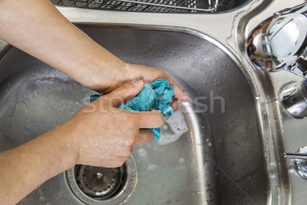 Czyszczenia naczyń szmata ręce domu Zdjęcia stock © tab62
