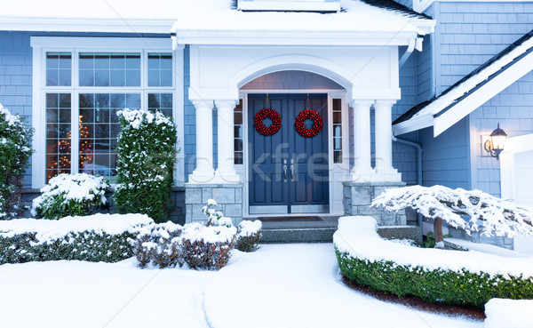 Maison décoré hiver vacances fraîches couverture [[stock_photo]] © tab62
