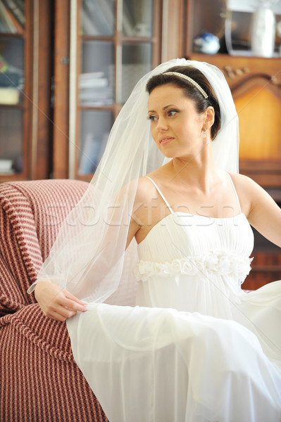 Сток-фото: красивой · невеста · белое · платье · комнату · свадьба