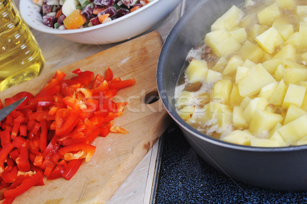 Stockfoto: Voorbereiding · smakelijk · plantaardige · voedsel · keuken · Rood