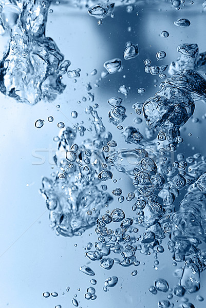 Stock photo: bubbles in a water close up