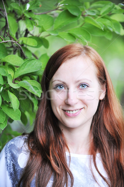 Stehen Gesicht Frauen Natur Stock foto © taden