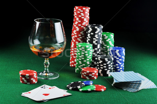 Bere carte da gioco colore chip verde vetro Foto d'archivio © taden
