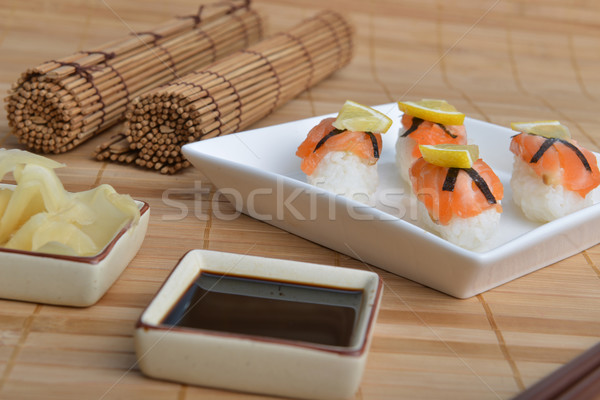 Sushi salmón placa bambú servilleta peces Foto stock © taden