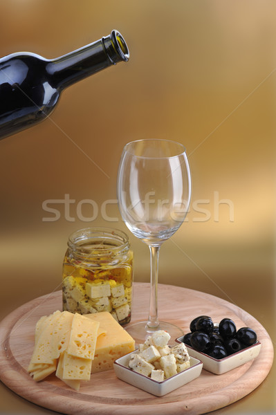 Stockfoto: Wijnfles · kaas · goud · glas · keuken · tabel