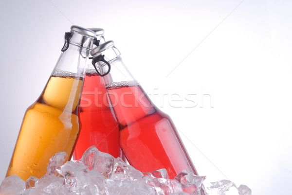 Foto stock: Botellas · beber · botella · sabroso · hielo · cerveza