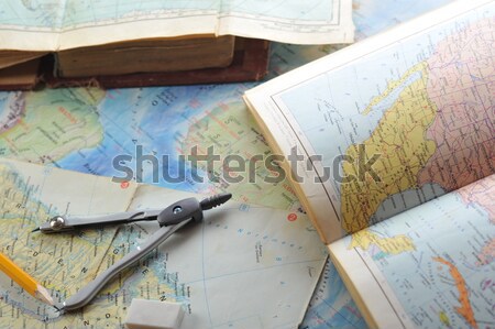 Mapa velho atlas livro papel Foto stock © taden