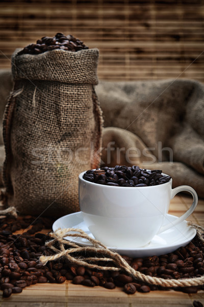 Stok fotoğraf: Kahve · çekirdekleri · fincan · kahve · arka · plan · stok