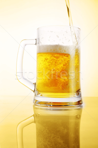 Bira cam gözlük bar altın Stok fotoğraf © taden