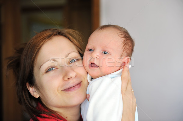 Baby mamma adorabile piccolo braccia donna Foto d'archivio © taden