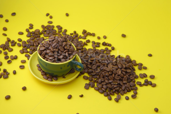 cooffee beans and cup Stock photo © taden