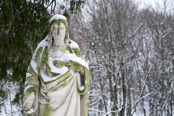 Statue jesus christ cimetière Vilnius Lituanie [[stock_photo]] © Taigi