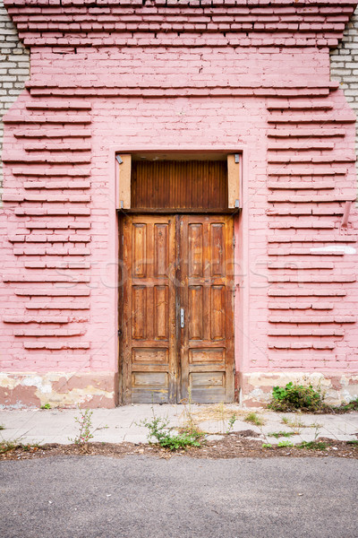 Porte rose mur vieux bois maison [[stock_photo]] © Taigi