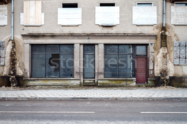 Eingang aufgegeben Laden Vilnius Litauen Architektur Stock foto © Taigi
