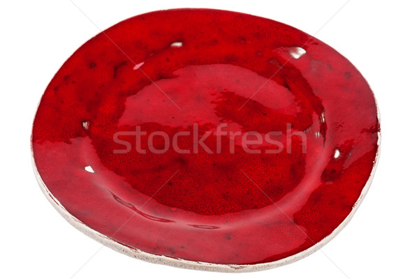 Foto stock: Vermelho · feito · à · mão · cerâmica · prato · isolado · branco