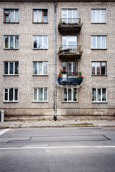 Vieux rue mur patiné bâtiment porte [[stock_photo]] © Taigi