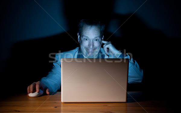 Computador cara homem olhando trabalhar tecnologia Foto stock © Talanis