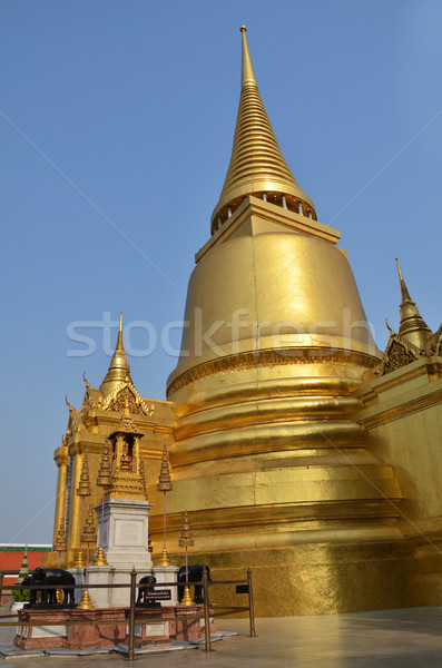 Dorado pagoda palacio Bangkok Tailandia cielo Foto stock © tang90246