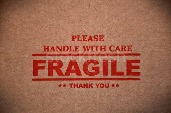Fragil etichetă etichetă cutie de carton afaceri Imagine de stoc © tang90246