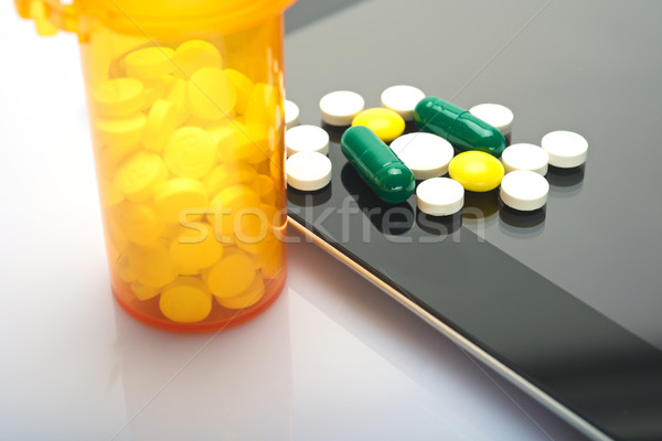 Drugs on ipad Stock photo © tangducminh